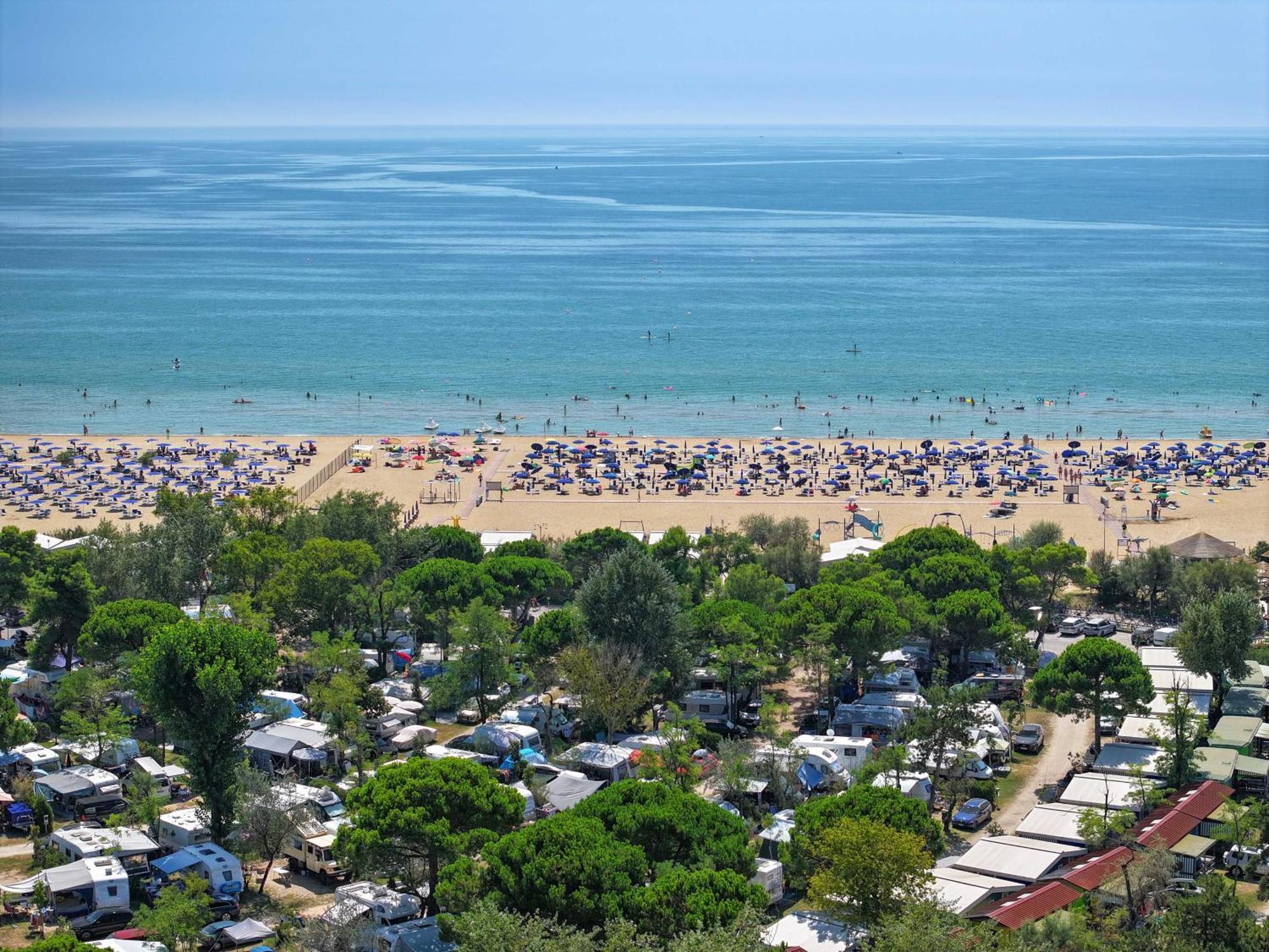 Camping Village Capalonga Бібіоне Екстер'єр фото
